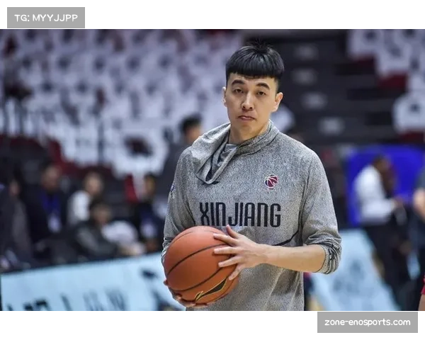 新疆防守落位速度缓慢 对手三分命中率偏高暴露轮转问题 新疆防守落位速度缓慢 对手三分命中率偏高暴露轮转问题